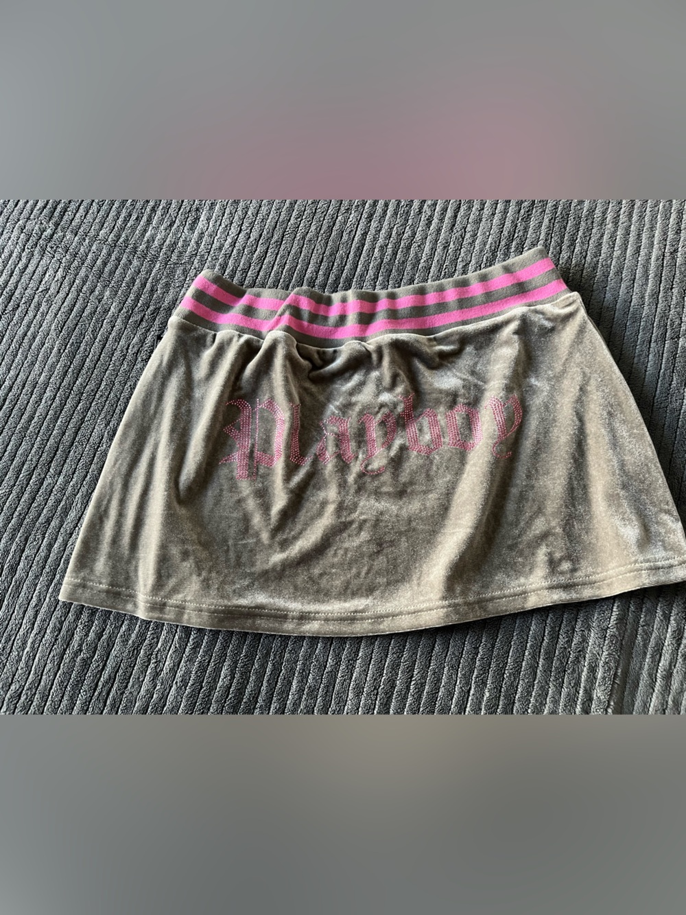 PLAYBOY + MissGuided Colab Velvet Mini Skirt with Pink Striped Waistband - Picture 8 of 8